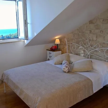 Apartament Mediterranea - With Sea View