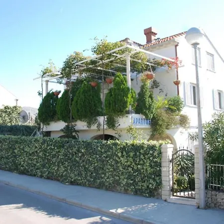 Mediterranea - With Sea View Apartament *